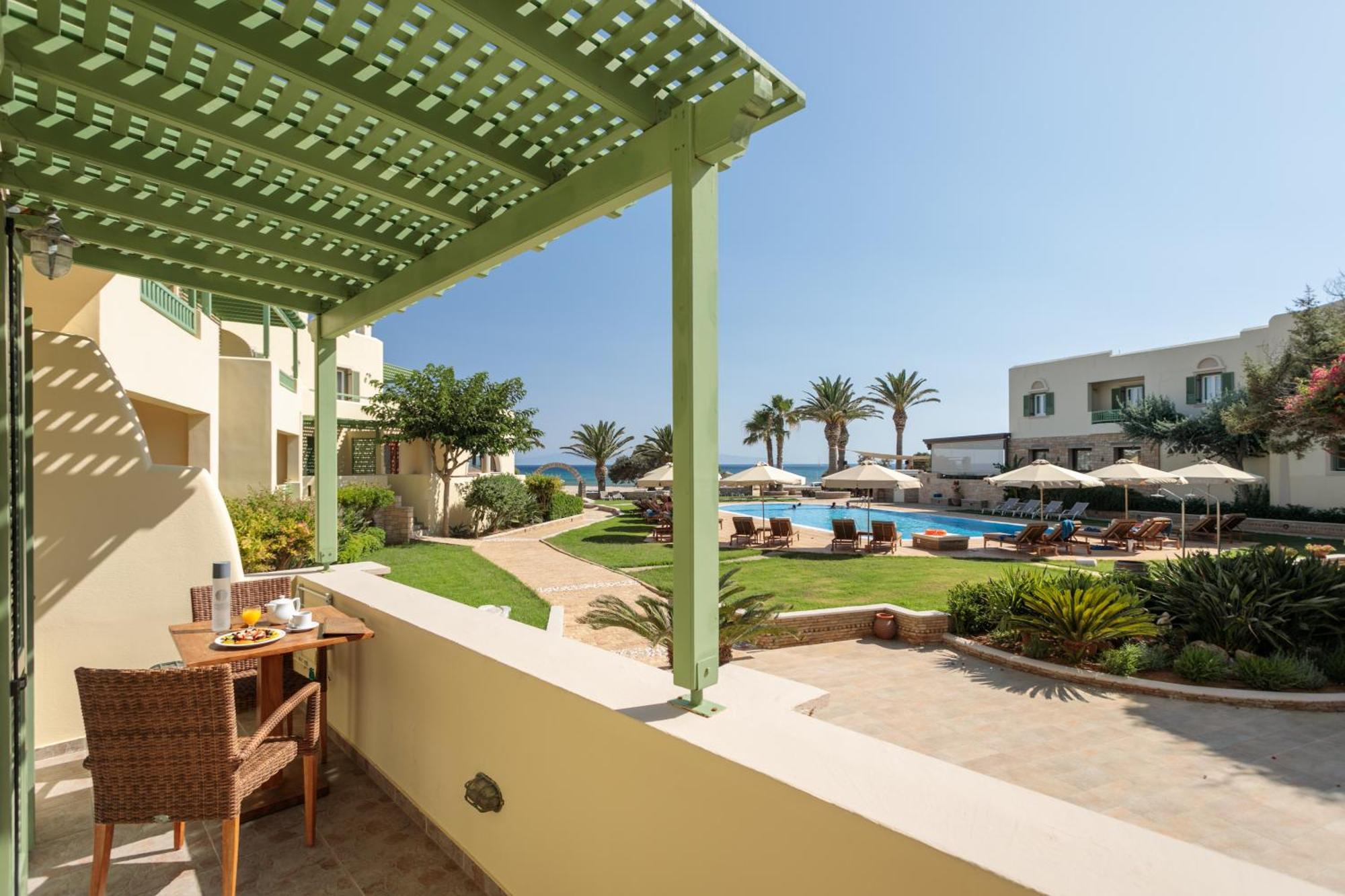 Finikas 酒店 Aliko Beach